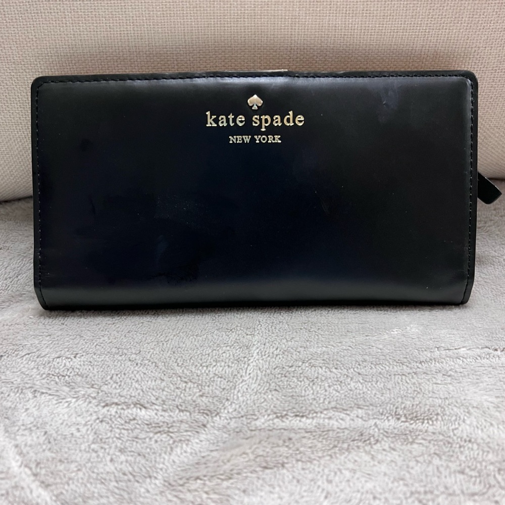 Kate Spade Bifold wallet
